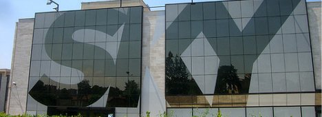 Immagine di Sky, aumenti per tutti e sconti sull'HD: ecco il nuovo listino prezzi! - UPDATE - Scopri di più su Sky Italia